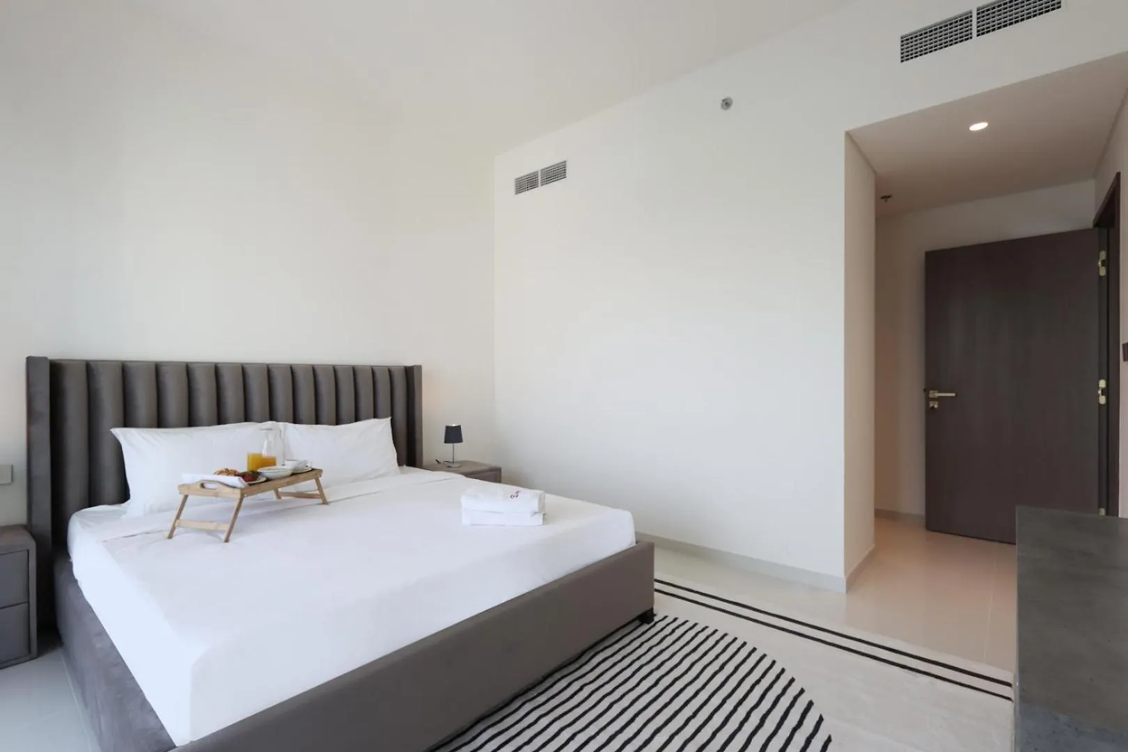 2B Beachfront With Harbour Views And Beach Access Dubai 0*,